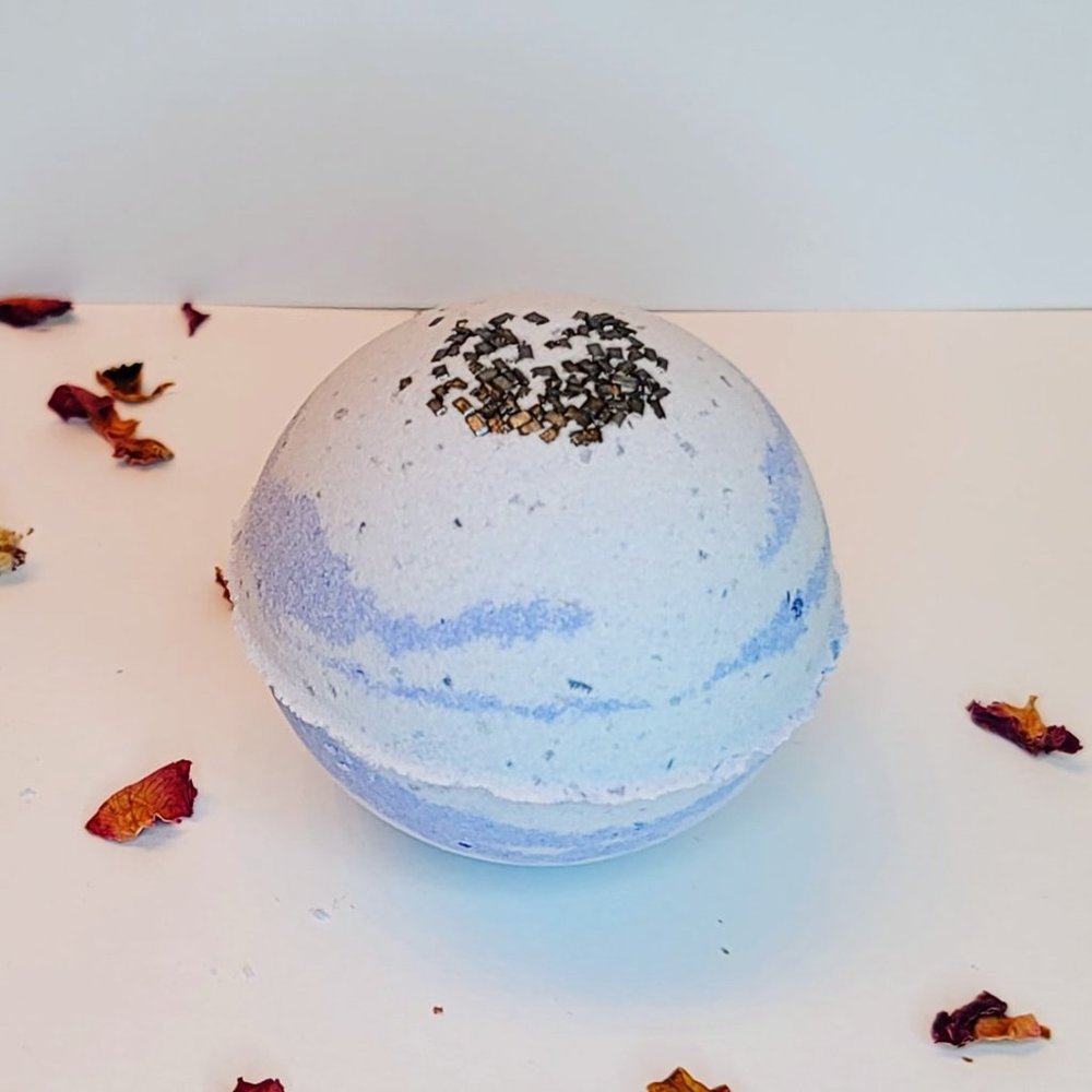 Beneath The Stars Bath Bomb Gift Box - Picture 3 of 3